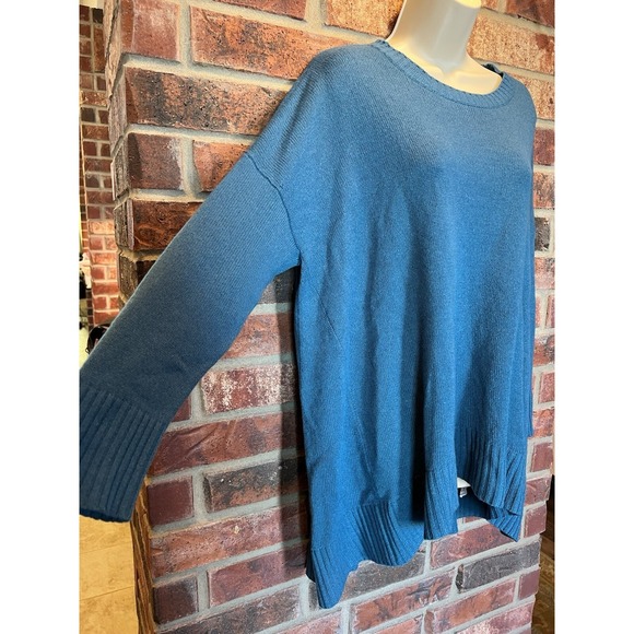 Eileen Fisher Recycled Cashmere Oversized Sweater Blue High Low Size S/M Flaw - Picture 2 of 9